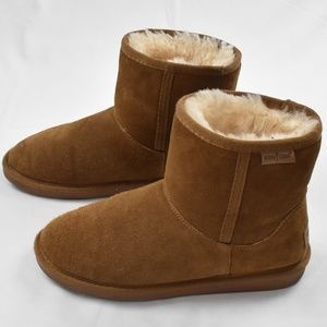 Minnetonka Boots Womens size 9 Chestnut